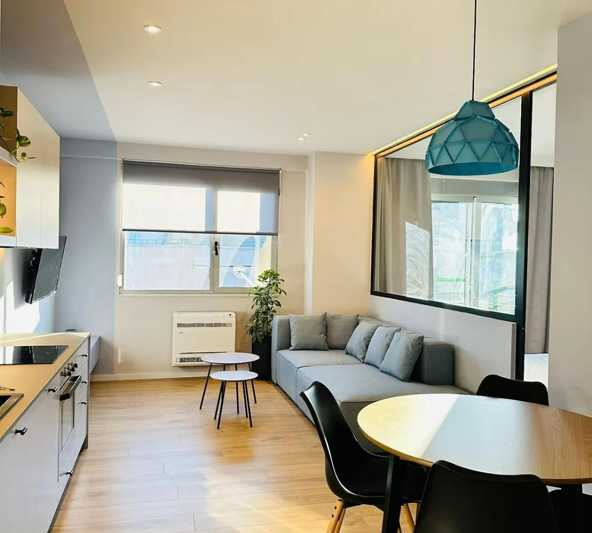 Lovely Apartments Near The City Center 地拉那 0*,
