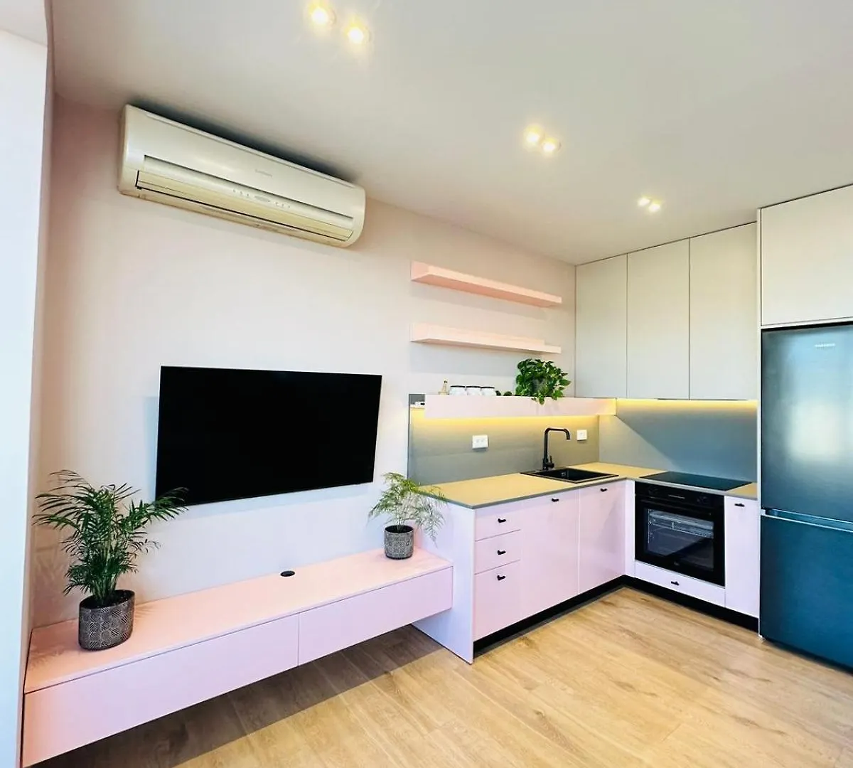 Lovely Apartments Near The City Center 地拉那 0*,  阿尔巴尼亚